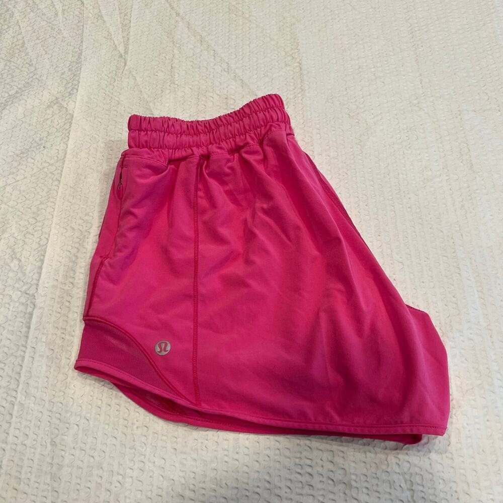 Lululemon hotty hot shorts hot pink size 6 women *flawed